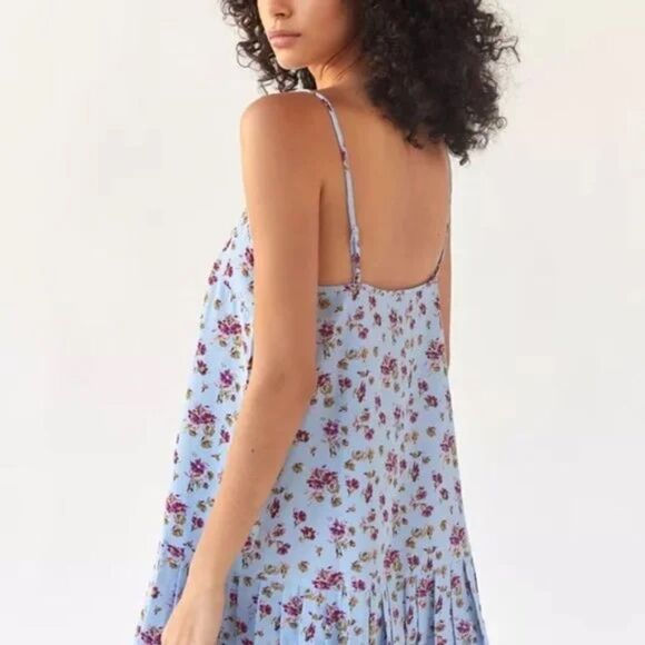 🎃 Urban Outfitters Camille Mini Dress Blue Floral XS NWT - Picture 5 of 9